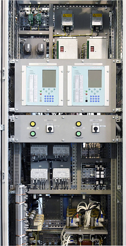 Пример внешнего вида комплекса защит СТС установленного в шкафу/панели